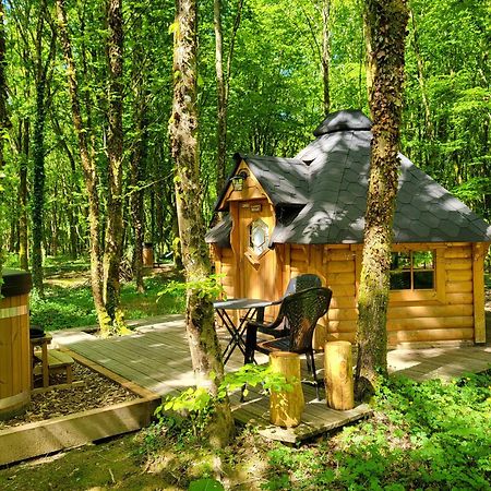 Le Domaine Insolite De Broceliande Paimpont Exteriör bild