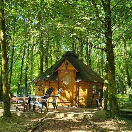 Le Domaine Insolite De Broceliande Paimpont Exteriör bild
